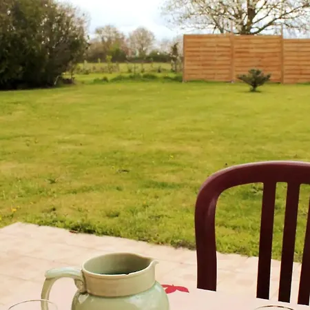 Maison Chaleureuse A Avec Jardin Prive * Vasles
